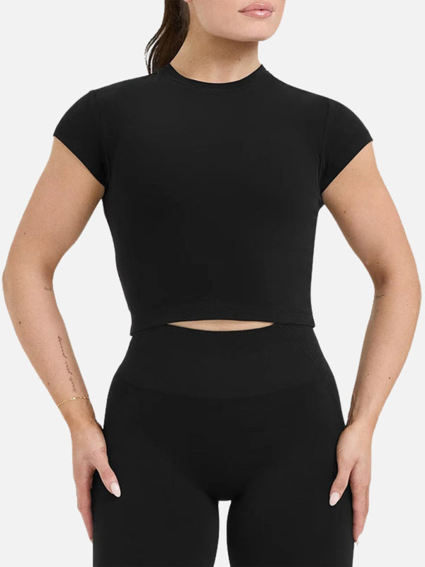 VibraFlex™ SculptFit Yoga Tee – Sleek Performance Cut