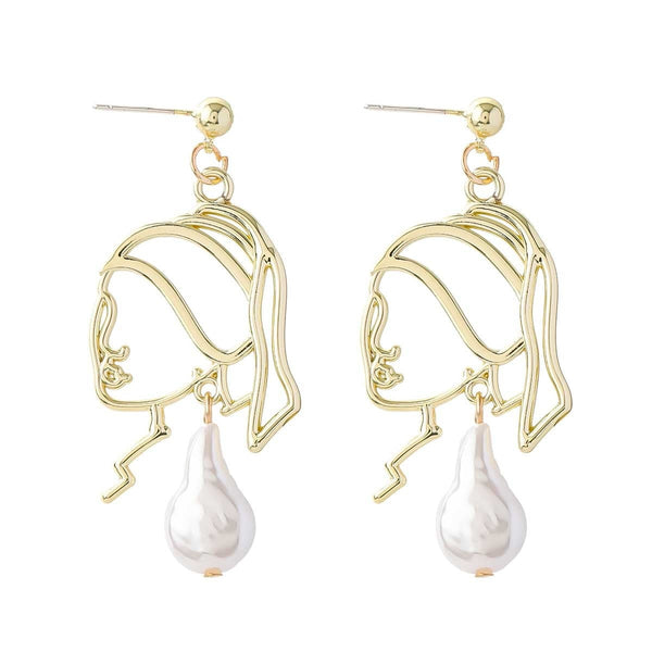 The girl with a pearl "earrings"